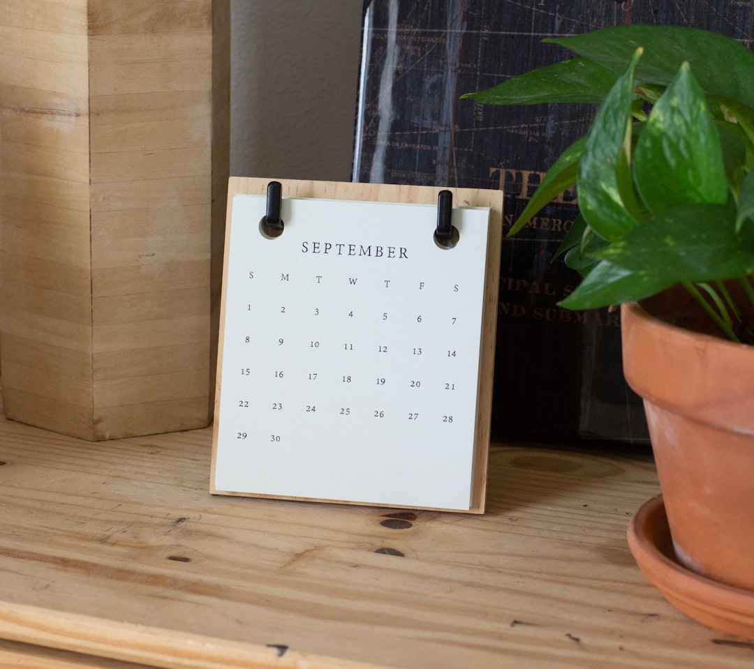 Calendrier d'endurcissement progressif des plants de tomates sur 10 jours